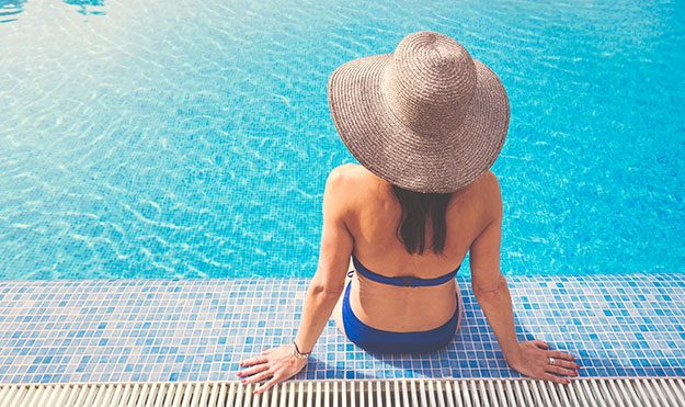 Resort-Style Pool & Sundeck
